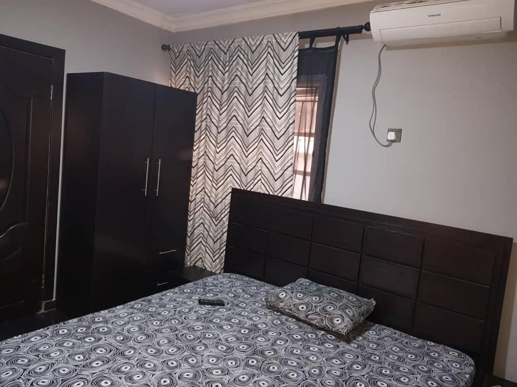 Self Service Duplex Hotel Ibadan Exterior photo